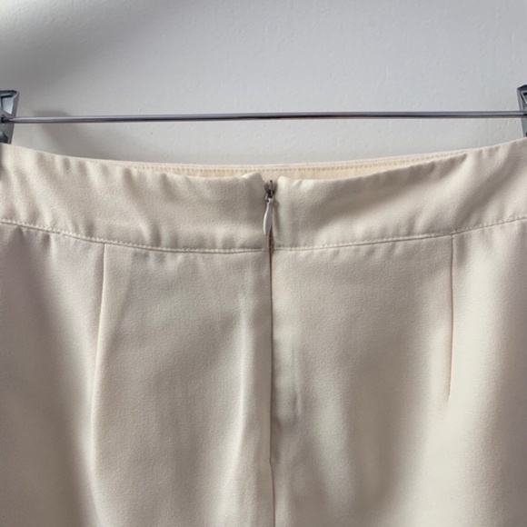 Forever 21 Mini Skirt Lace Trim Medium w/ Pockets! - Picture 4 of 12